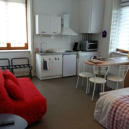 Апартаменты Studio De Charme Au Pied De La Gare Кольмар Экстерьер фото