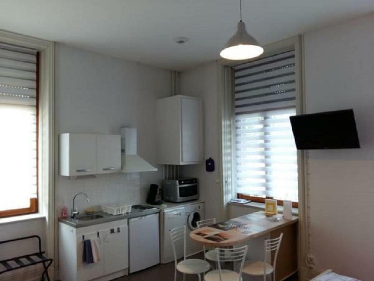 Апартаменты Studio De Charme Au Pied De La Gare Кольмар Экстерьер фото